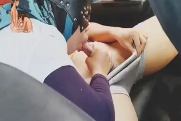 Tante BJ Profesional dalam Mobil, Servis yang Jauh Melampaui Ekspektasi